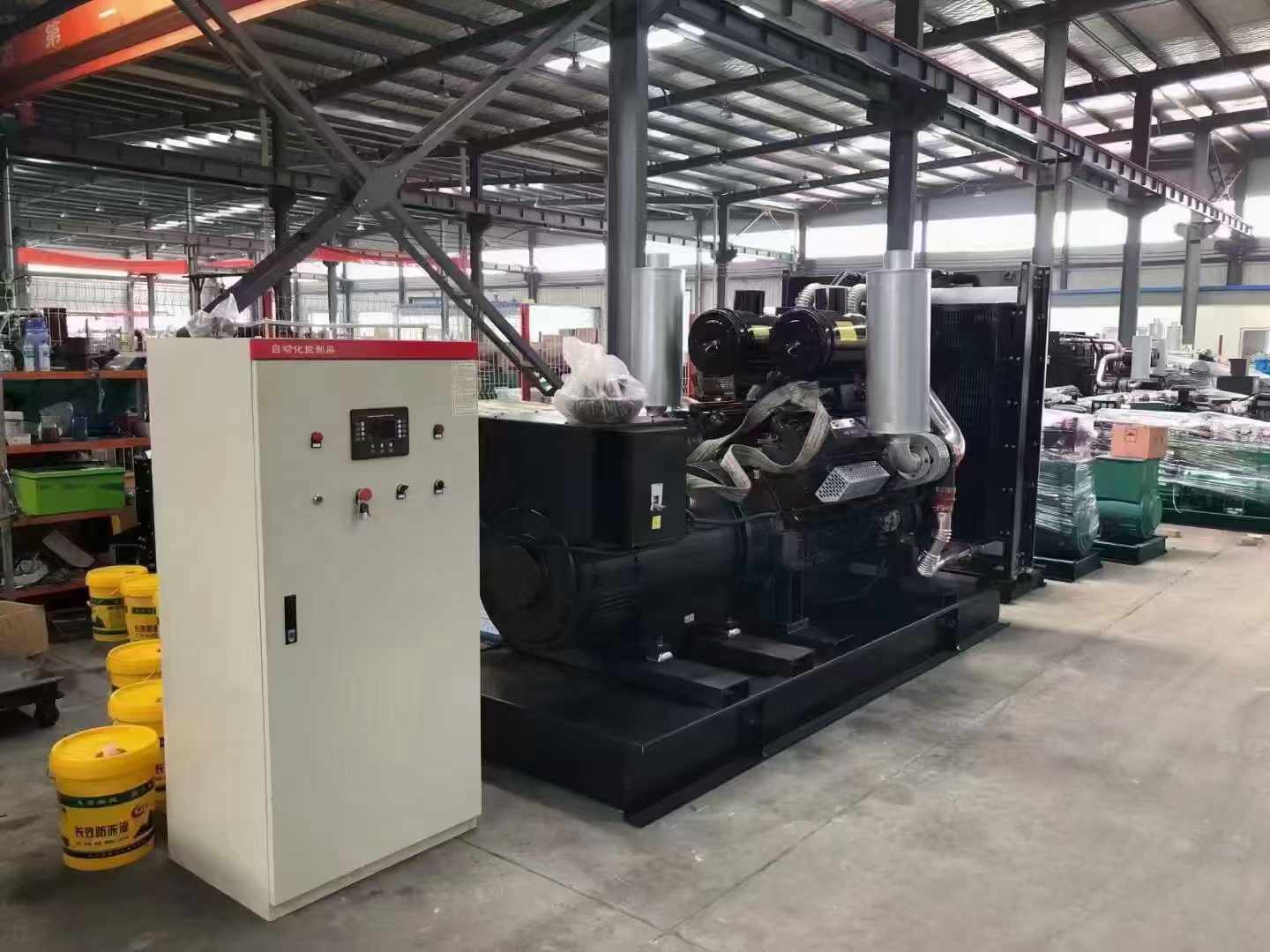 平安柴油发电机运行时的噪音和振动水平如何?